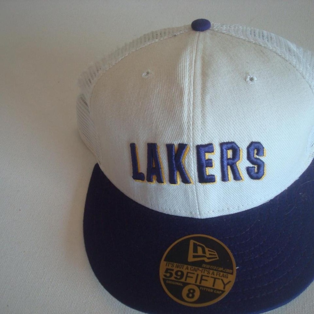 LOS ANGELES LAKERS‎ NEW ERA SIZE 8 HAT CAP VINTAGE 00S Y2K B2